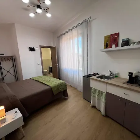 Monolocale Per 2 Persone Con Terrazzo *