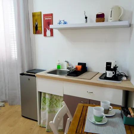 Monolocale Per 2 Persone Con Terrazzo